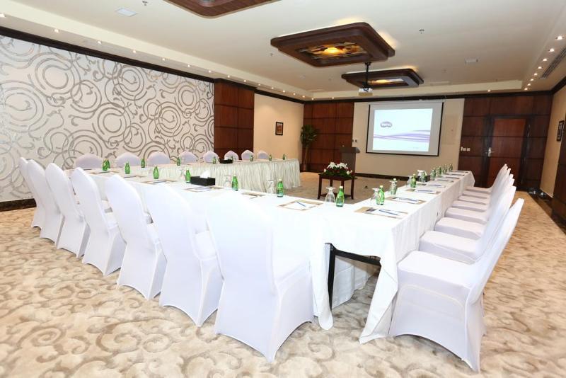 Golden Bujari Hotel Al Khobar Esterno foto