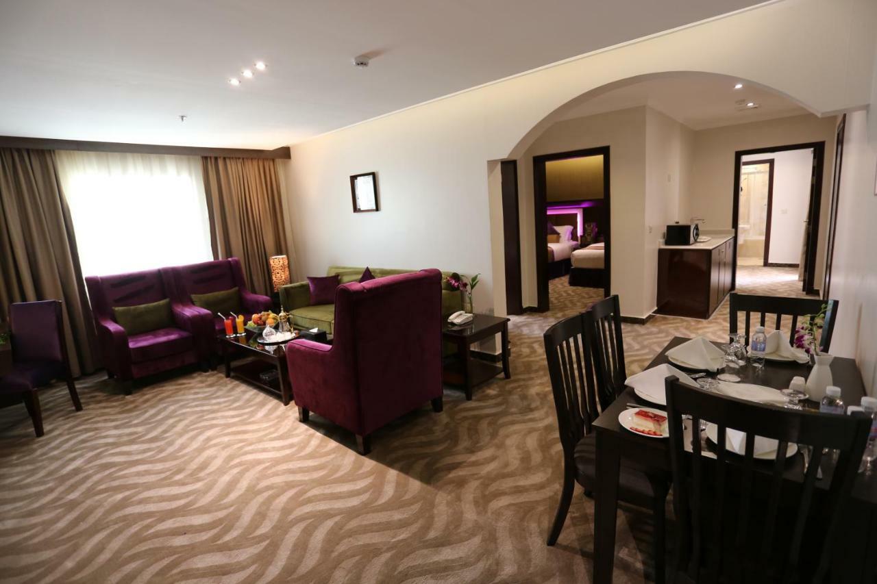 Golden Bujari Hotel Al Khobar Esterno foto